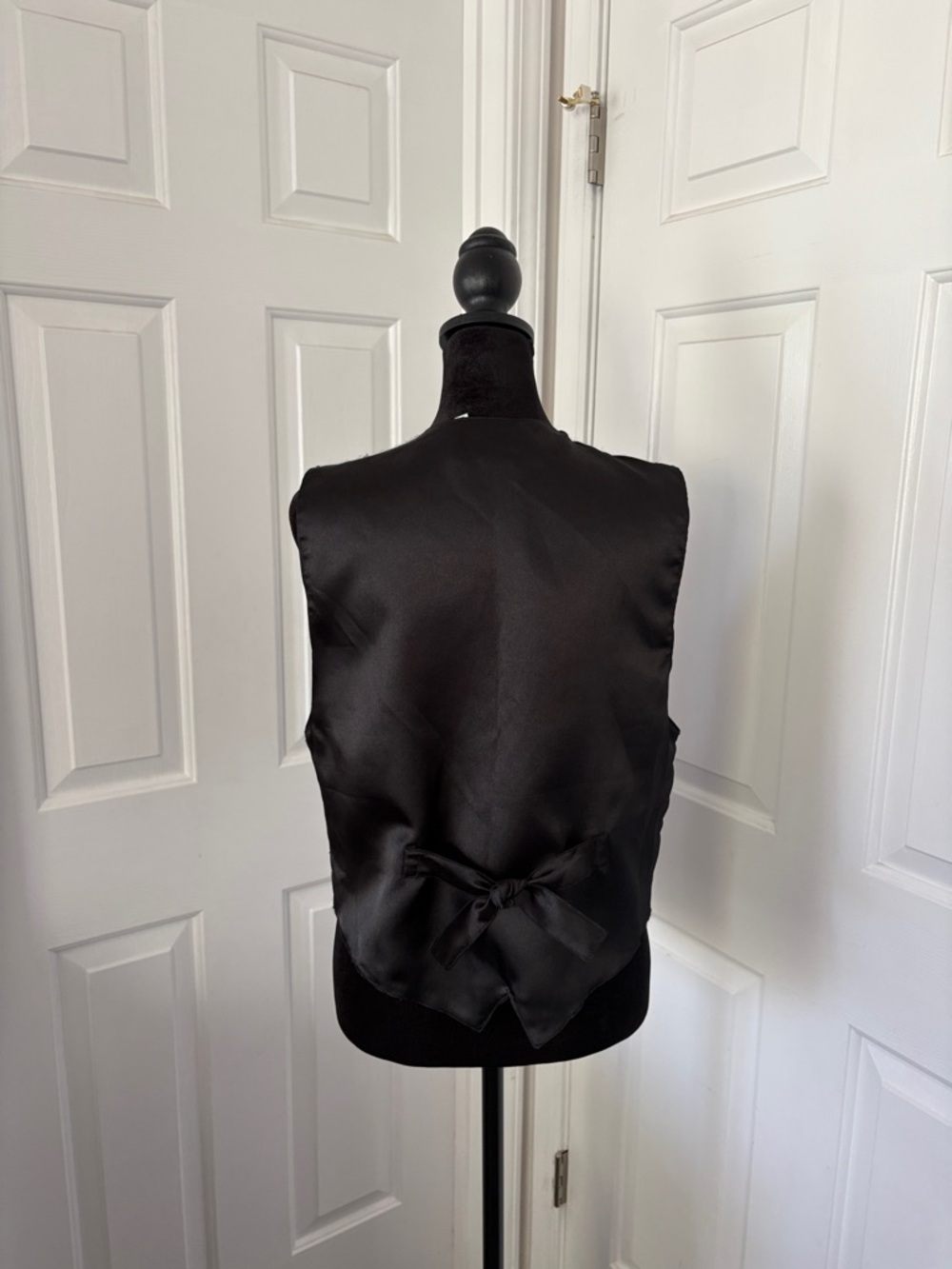 Red’s Threads Vintage Purple Patterned Beaded Button-Front Vest - Picture 6 of 12